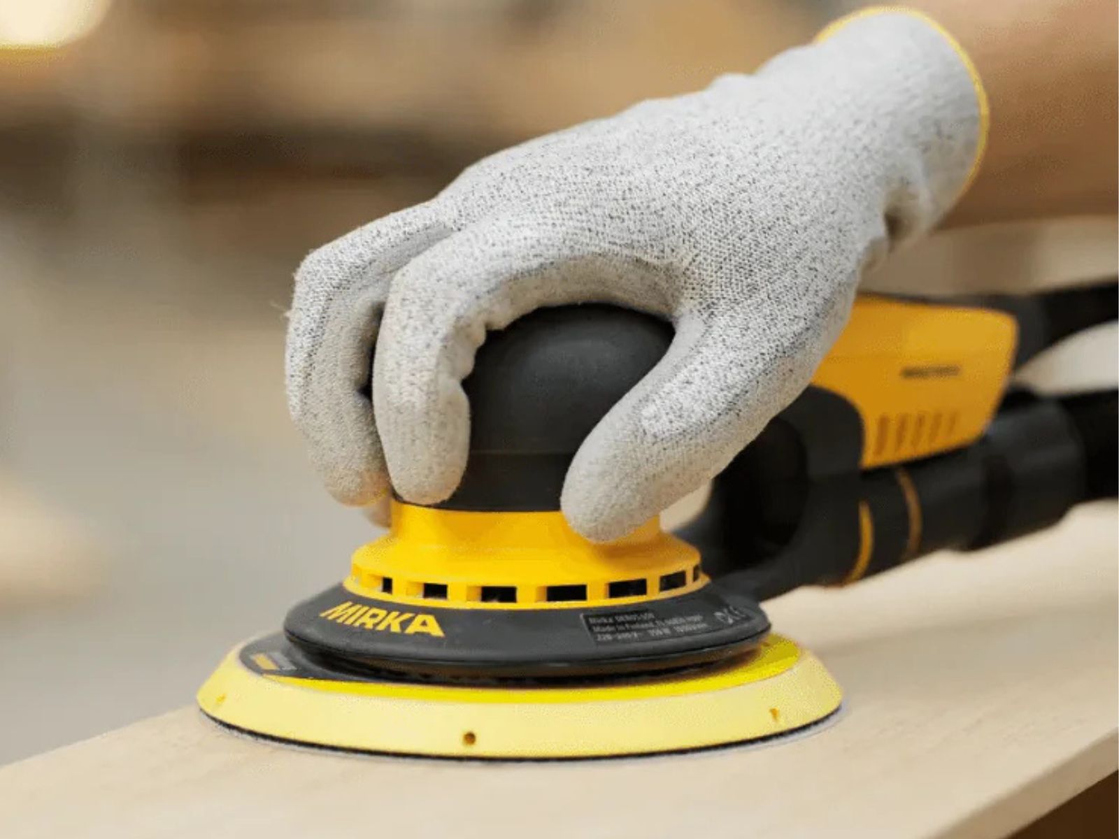 BROUŠENÍ BRUSKOU  Mirka DEROS II 650